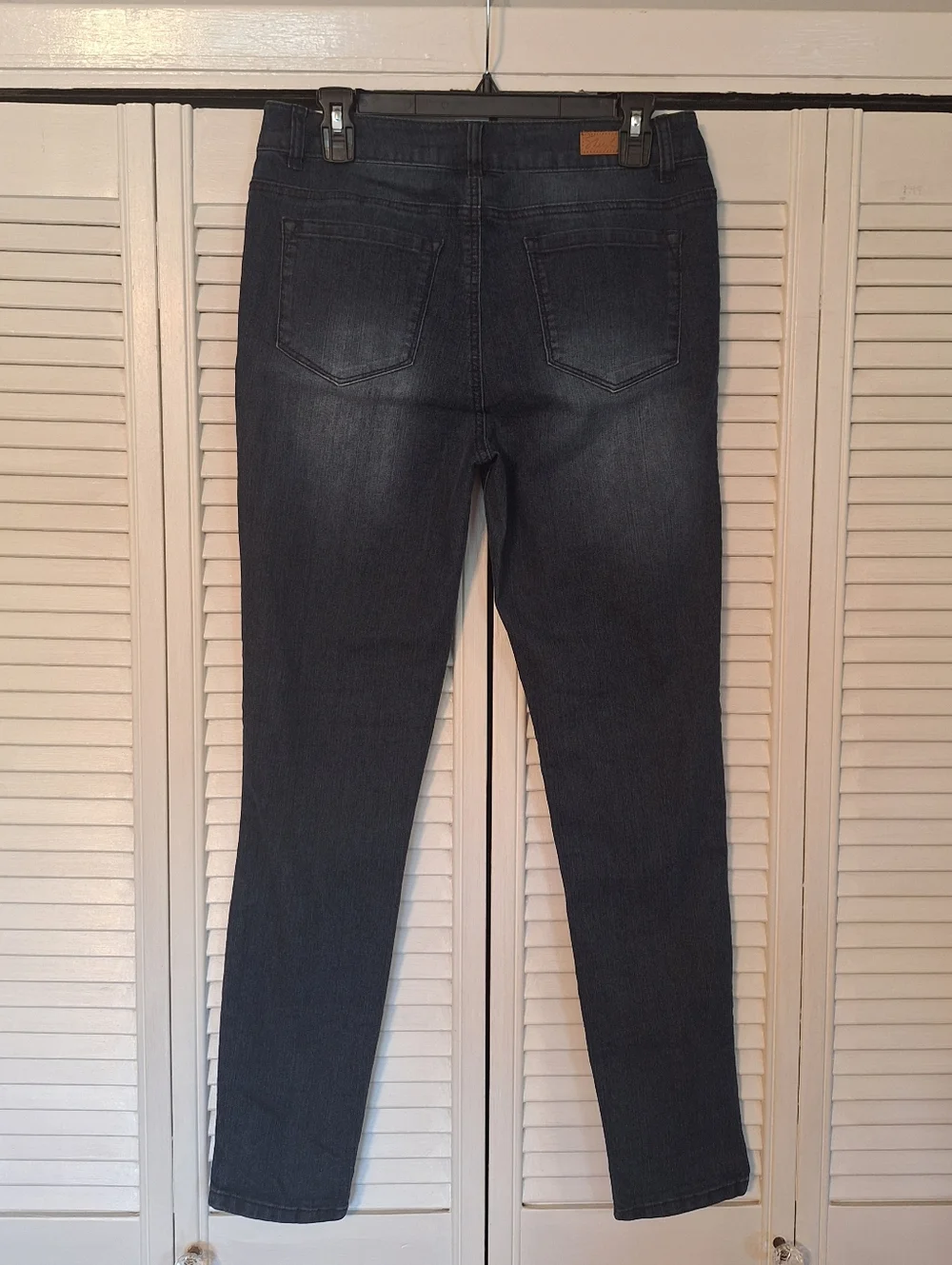 Sheryl Crow Hummingbird Embroidery Distressed Jeans Sz 10 NWT *Q - Picture 5 of 7